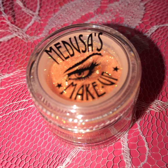 💙🌟🧚‍♀️DREAMSICLE Medusa Makeup Glitter Pot NWT - Picture 9 of 9